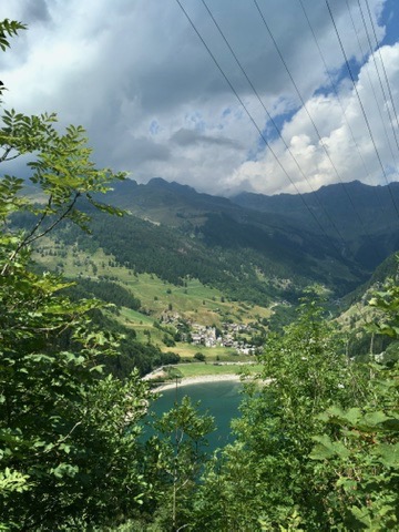 Looking back at Lago di Isola